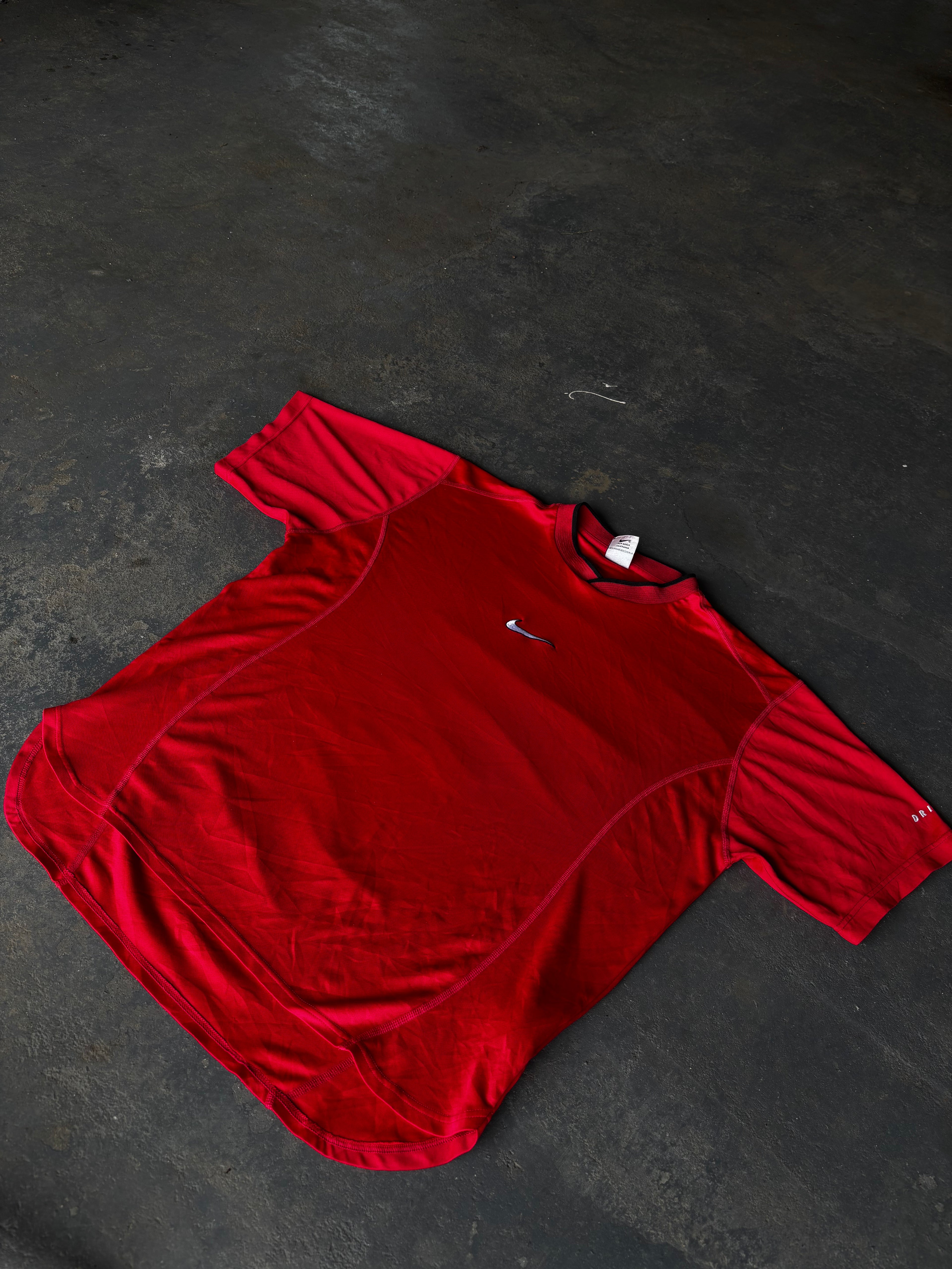 Vintage 90/00’s Red Nike Dri-Fit Tee