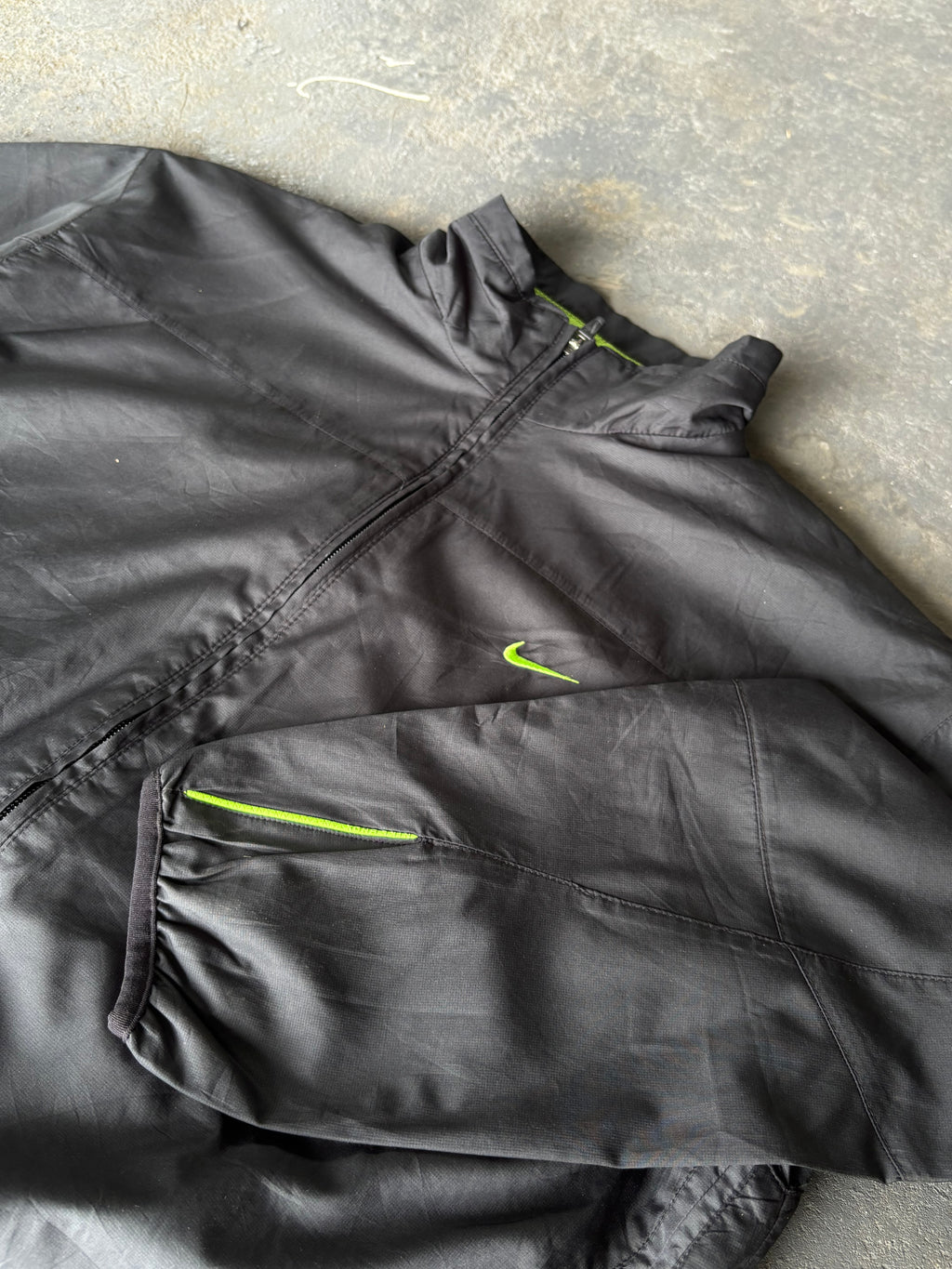 Vintage 00’s Nike Shox Windbreaker