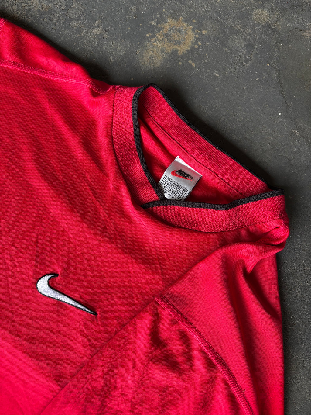 Vintage 90/00’s Red Nike Dri-Fit Tee