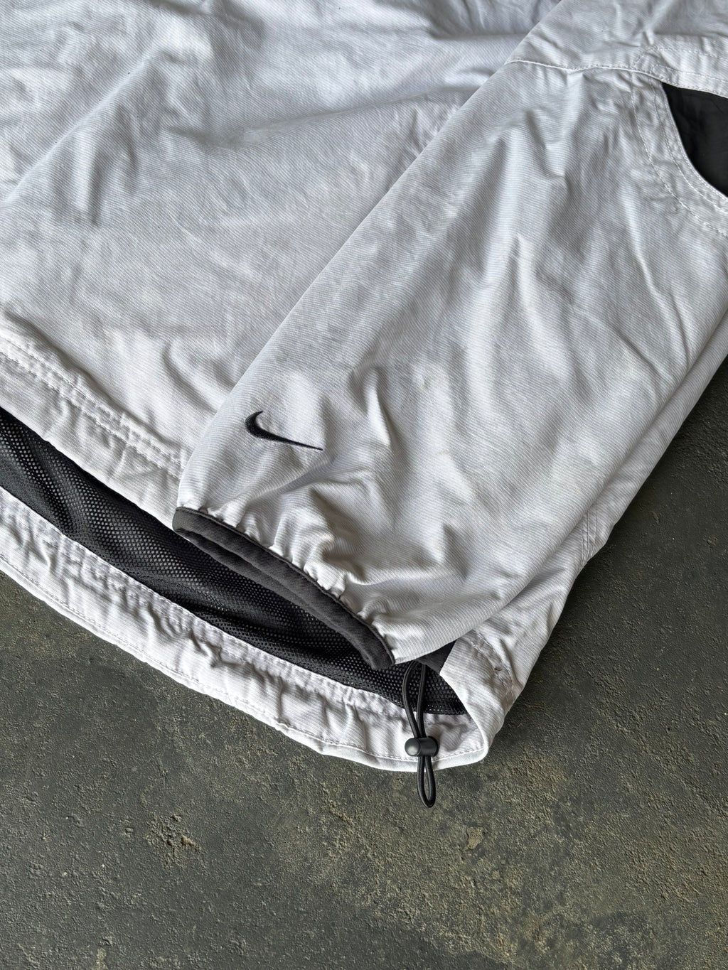 Rare Vintage 00’s White Nike Shox Anorak Jacket