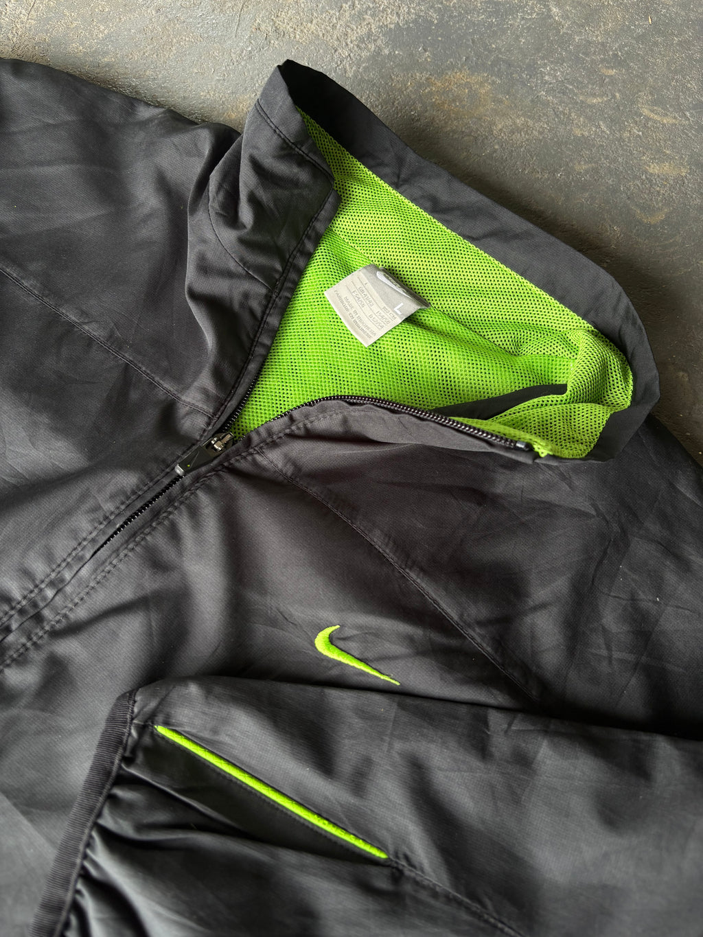 Vintage 00’s Nike Shox Windbreaker