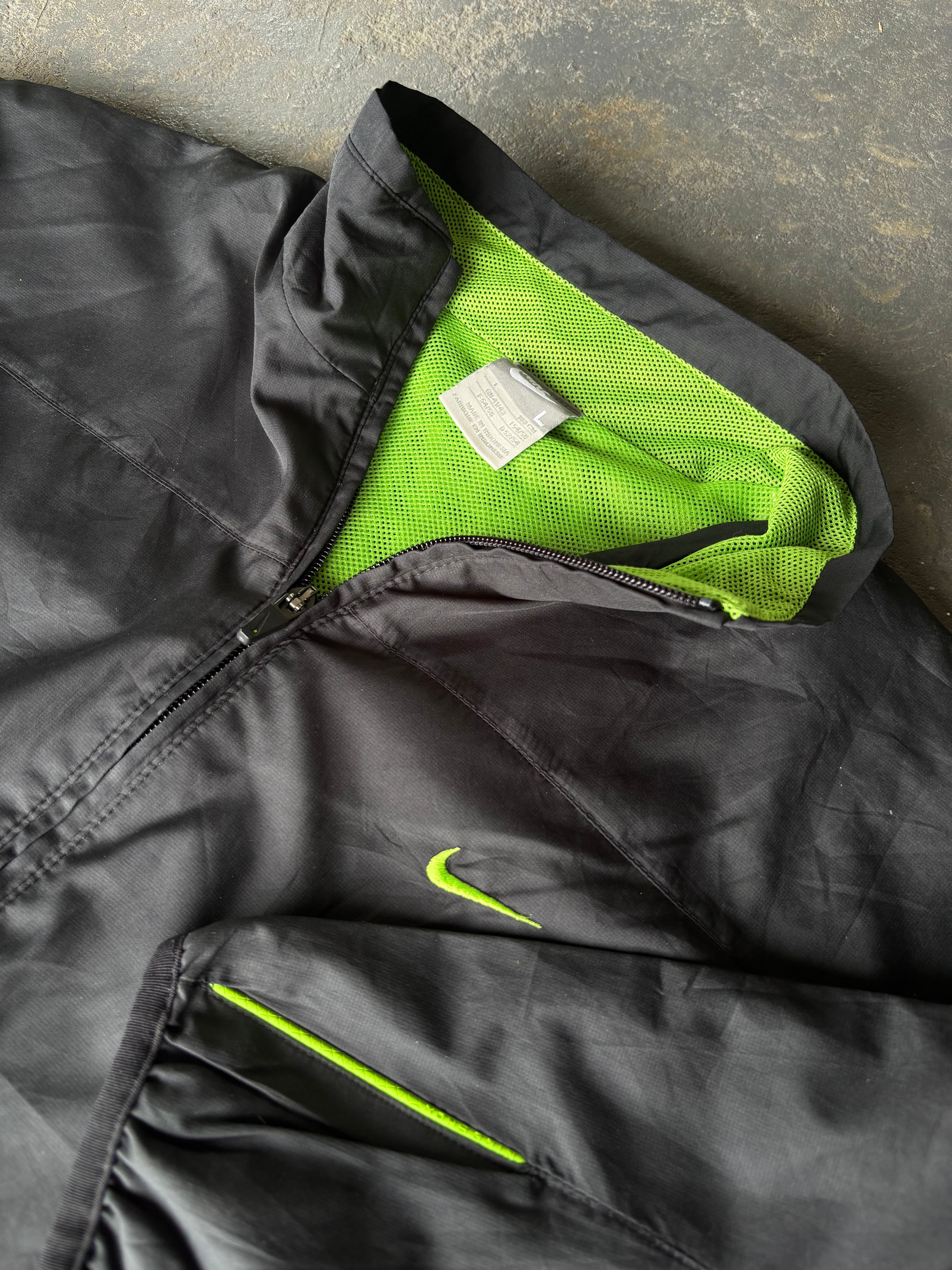 Vintage 00’s Nike Shox Windbreaker