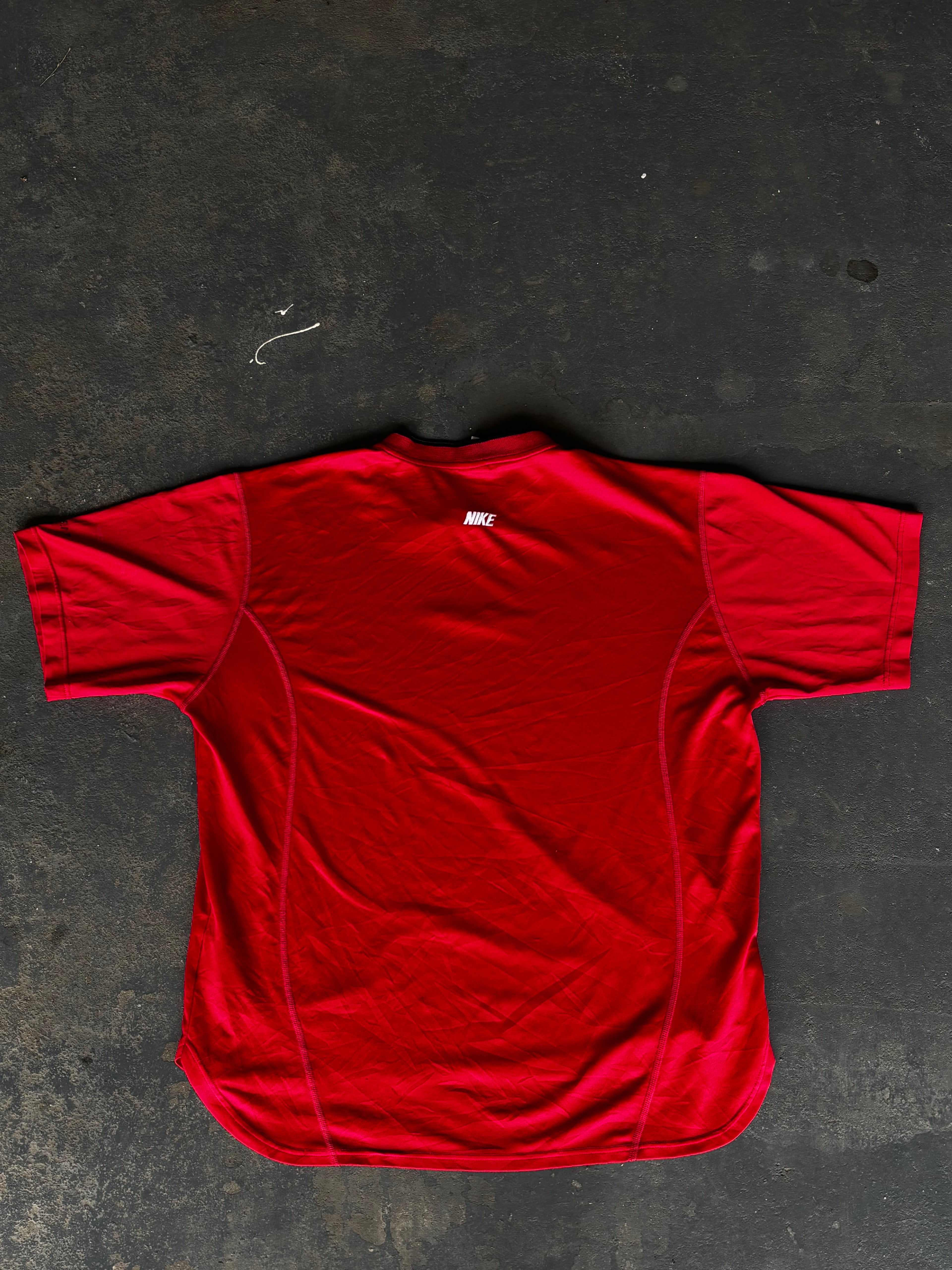 Vintage 90/00’s Red Nike Dri-Fit Tee