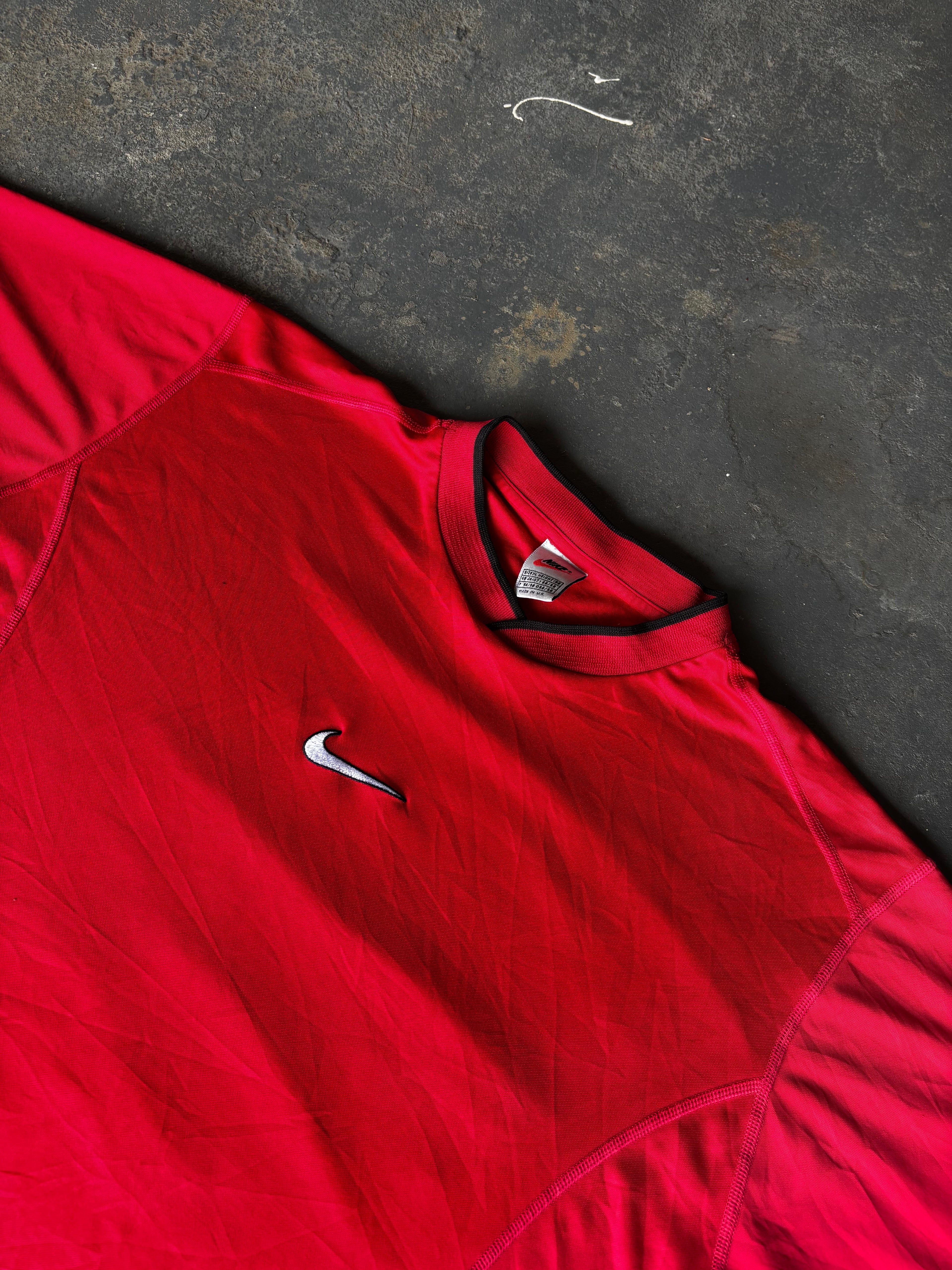 Vintage 90/00’s Red Nike Dri-Fit Tee